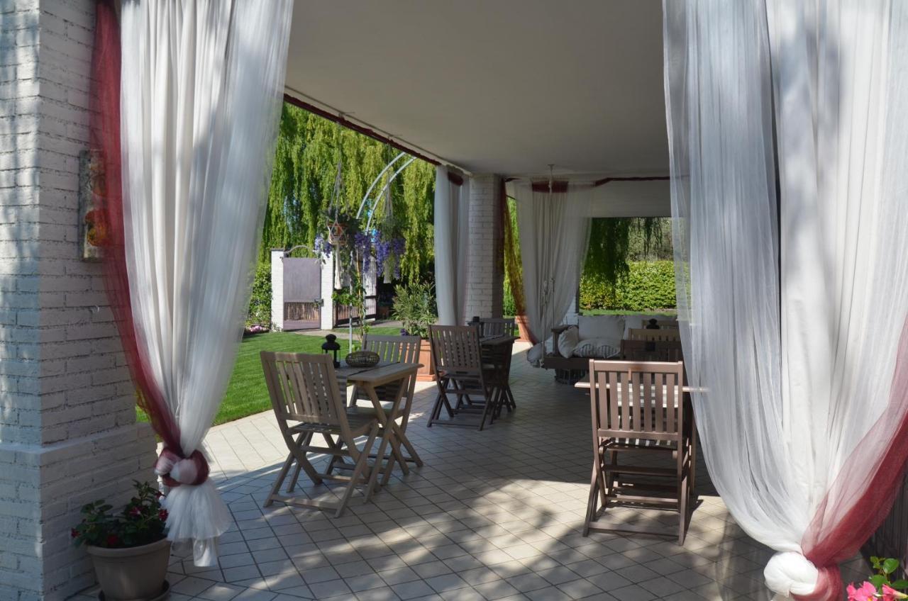 Asso Bed & Breakfast Манерба-дель-Гарда Экстерьер фото