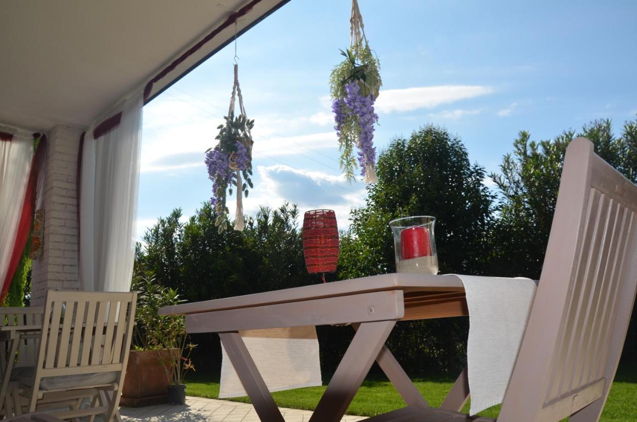 Asso Bed & Breakfast Манерба-дель-Гарда Экстерьер фото
