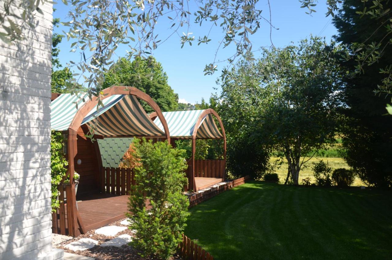Asso Bed & Breakfast Манерба-дель-Гарда Экстерьер фото