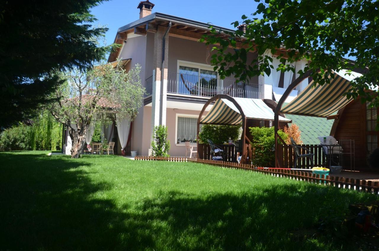 Asso Bed & Breakfast Манерба-дель-Гарда Экстерьер фото