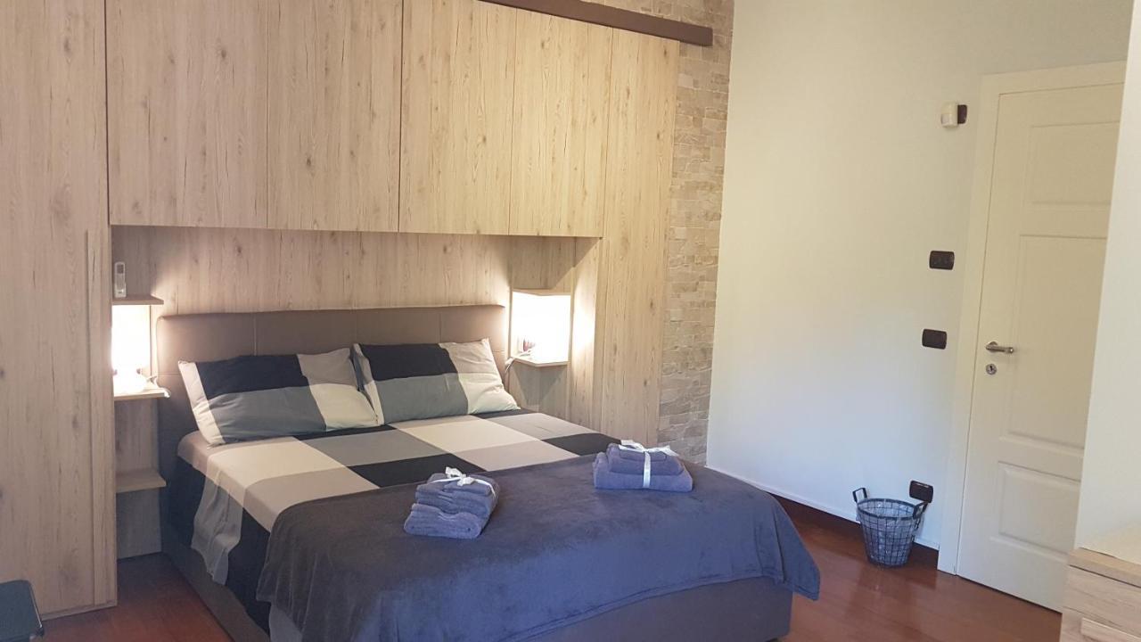 Asso Bed & Breakfast Манерба-дель-Гарда Экстерьер фото